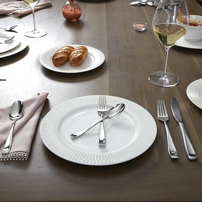 Oneida Silverware Set For 12, Moda 75-Piece Fine Flatware Set with Serving Utensils, Service For 12, 18/10 Stainless Steel, Mirror Finish, Dishwasher Safe, Knives Spoons and Forks Set(Silver 75 Piece)